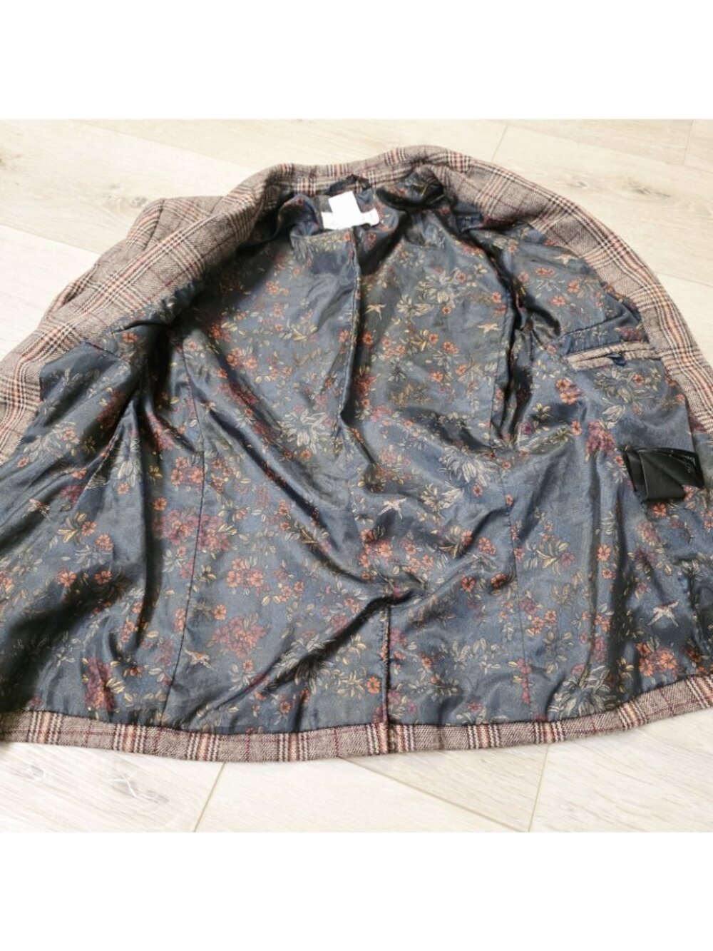 H&M L.O.G.G. Plaid Tweed Blazer Elbow Patch Wool Blend Academia Preppy Sz 2 - Picture 2 of 7